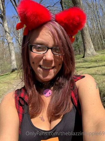 theblazzinhippie69