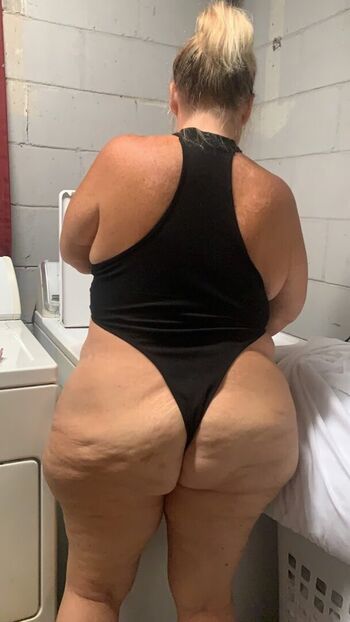 Thehottbbw