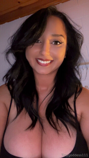 TinyGoddess111