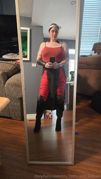 tits_tatts_and_tolkien