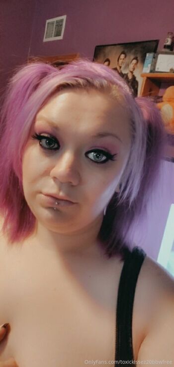 toxickissez20bbwfree