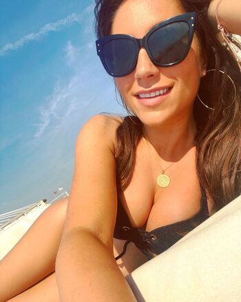 TV Shopping Presenters