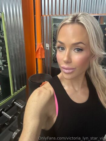 victoria_lyn_star_vip