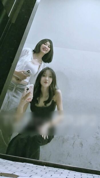 Voyeur Asian Pissing Toilet &Amp; Upskirts Only