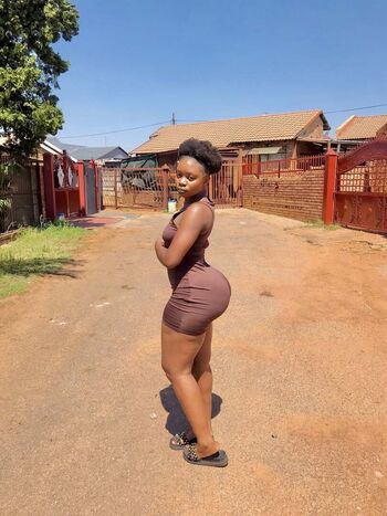 Vunene Taiwo Mabunda