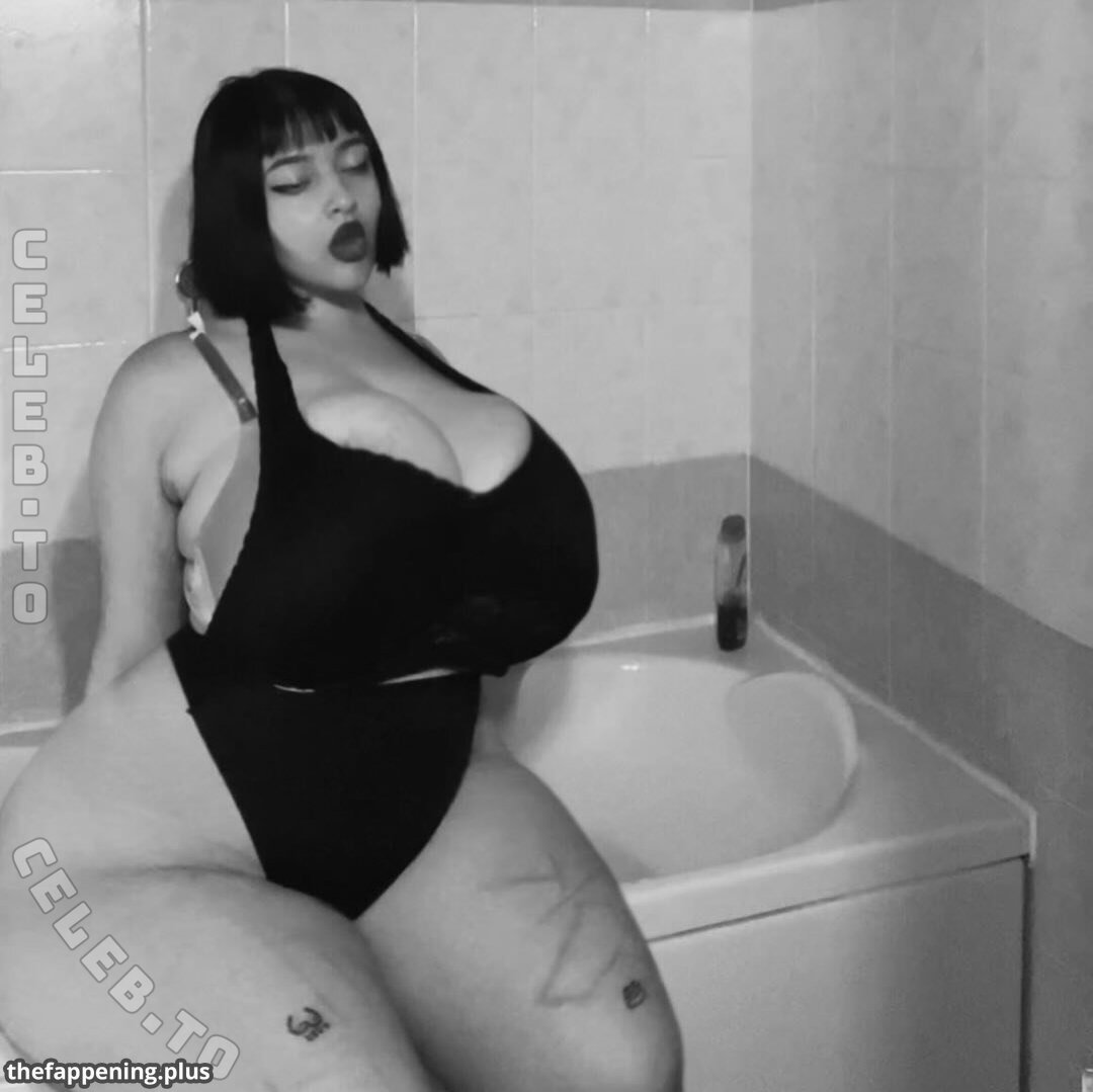 Mxmmytina / VVALENTINABONETALLI नग्न OnlyFans फोटो #84