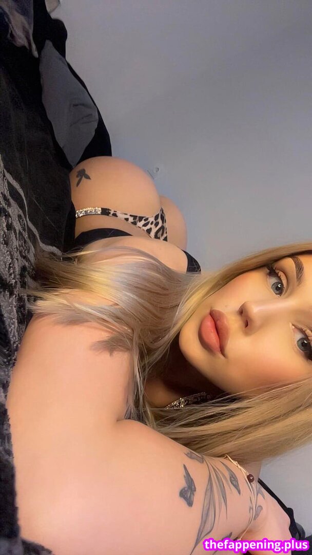 Vvikaraa / vikaraa_by_km Nacktes OnlyFans Foto #40