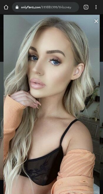 Whitney WilliamsThiccney