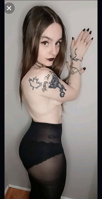 Women With Brown Eyes