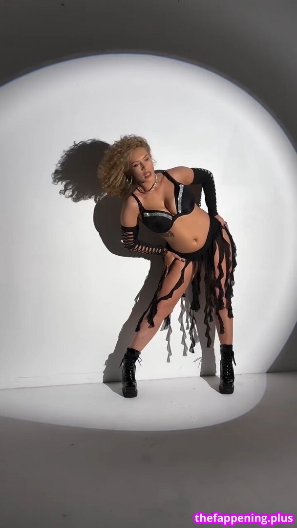 WWE Nikkita Lyons / nikkita_wwe Foto OnlyFans Nuda #78