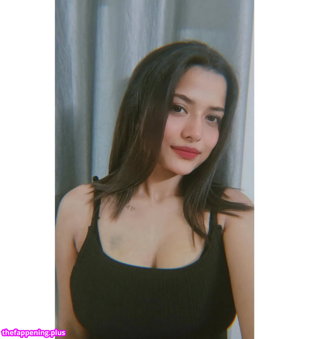 god.ess23 / wwildrosee Naken OnlyFans Foto #6