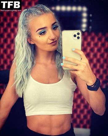 Xia Brookside