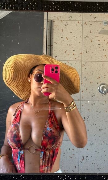 Xtacey, Stacey Africa