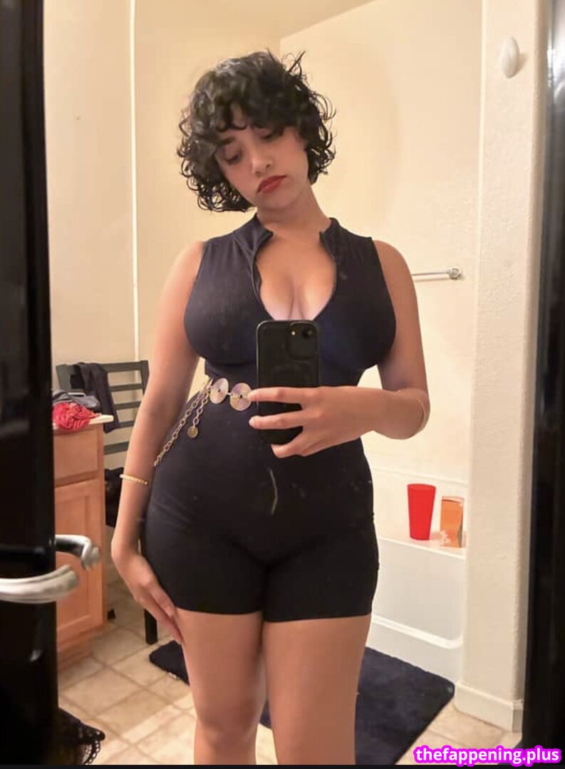 xo.midna / xomidna / xx.midna Naken OnlyFans Foto #26