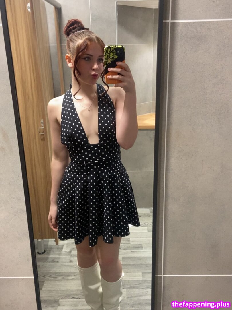 emmie_mck / xxemilyxxmcx Фото обнажённых OnlyFans #2