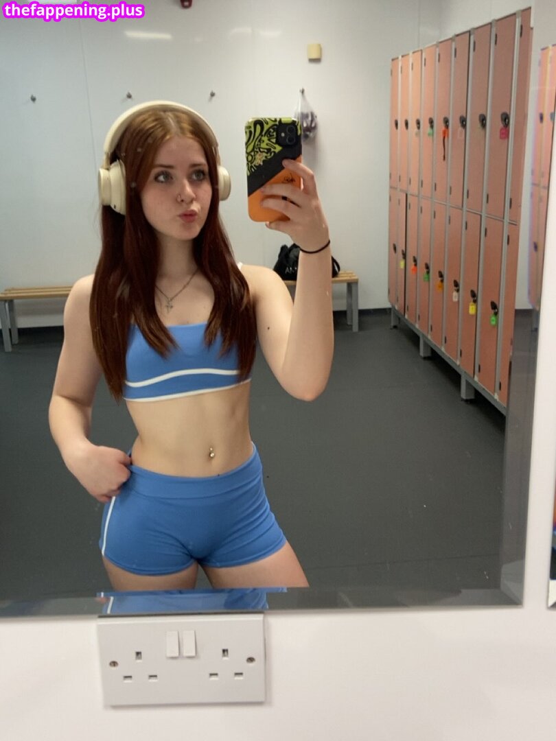 emmie_mck / xxemilyxxmcx Nude OnlyFans Photo #5