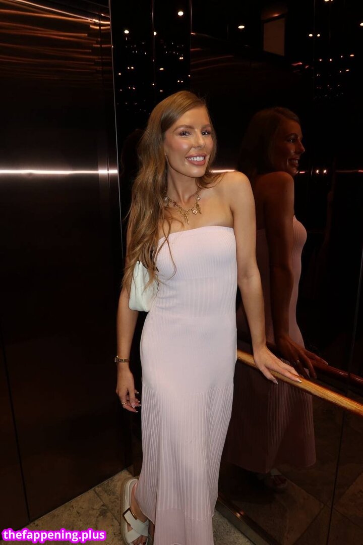 xo_dannii / xxxdann Naken OnlyFans Foto #1