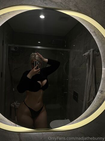 yourfavoritenextdoorgirl