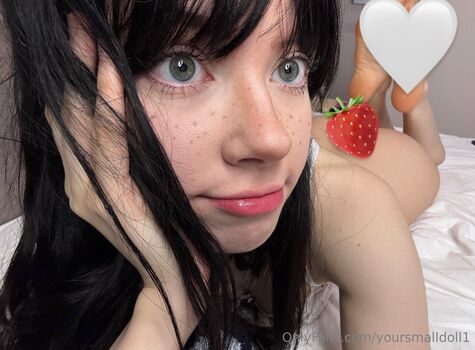 yoursmalldoll1