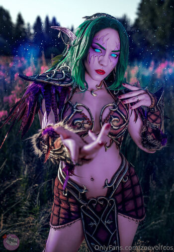 Zoe Volf Cosplay