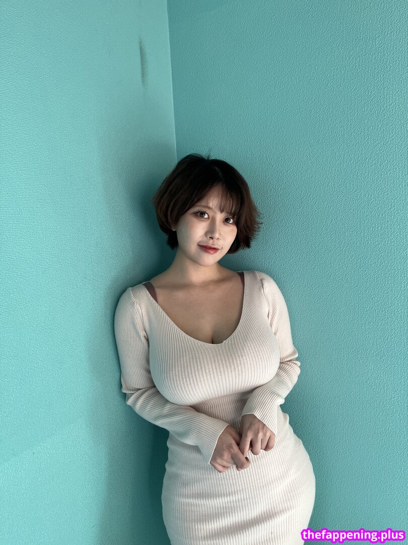 ZziZzi / zizzi_j / zzi_zzi._ / 찌찌 Foto OnlyFans Nuda #320