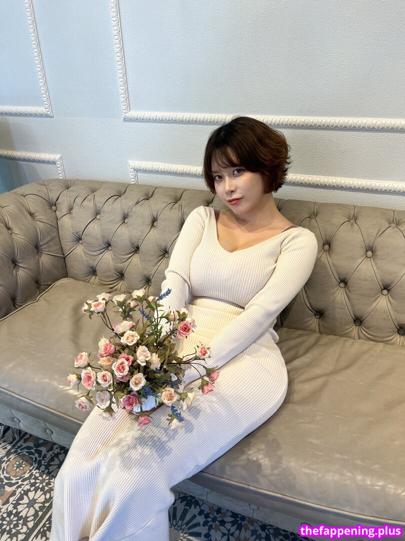 ZziZzi / zizzi_j / zzi_zzi._ / 찌찌 Fotografie OnlyFans Dezbrăcată #323