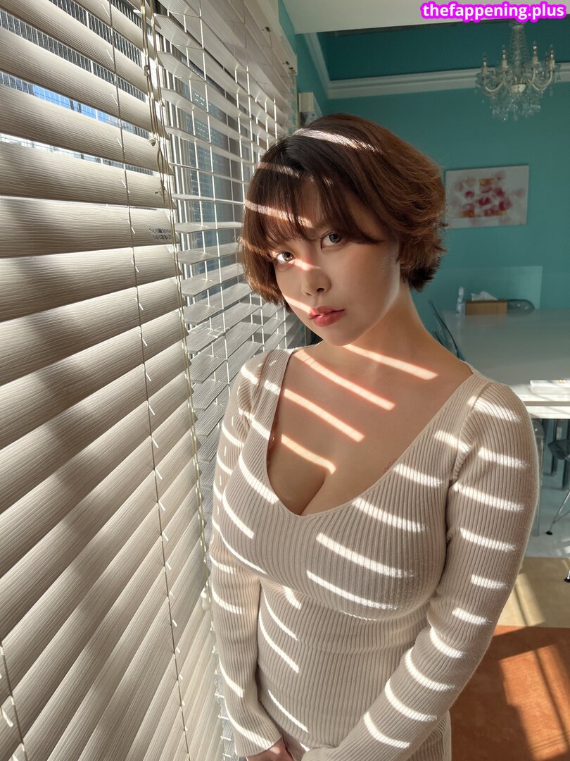 ZziZzi / zizzi_j / zzi_zzi._ / 찌찌 Naken OnlyFans Foto #334