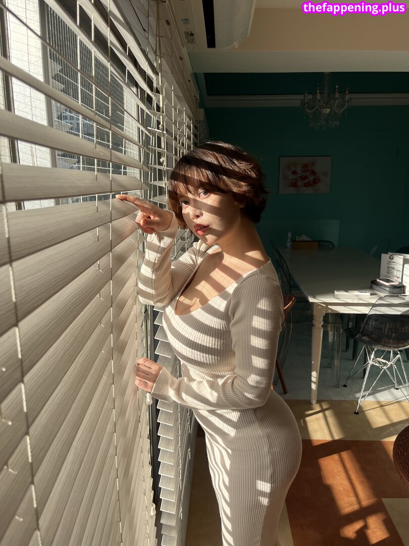 ZziZzi / zizzi_j / zzi_zzi._ / 찌찌 Çıplak OnlyFans Fotoğrafı #339